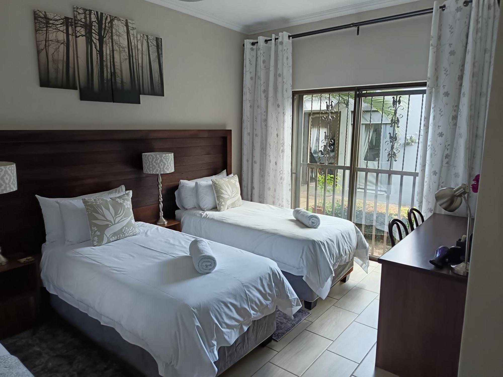 Three Olives Guesthouse Centurion Esterno foto